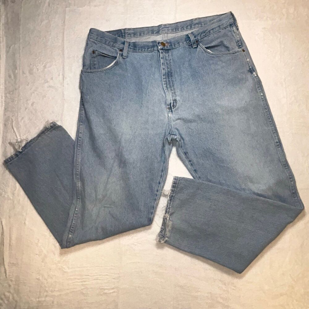 Levi’s Mens Light Wash Denim Jeans Distressed Workwear Vintage Straight Leg